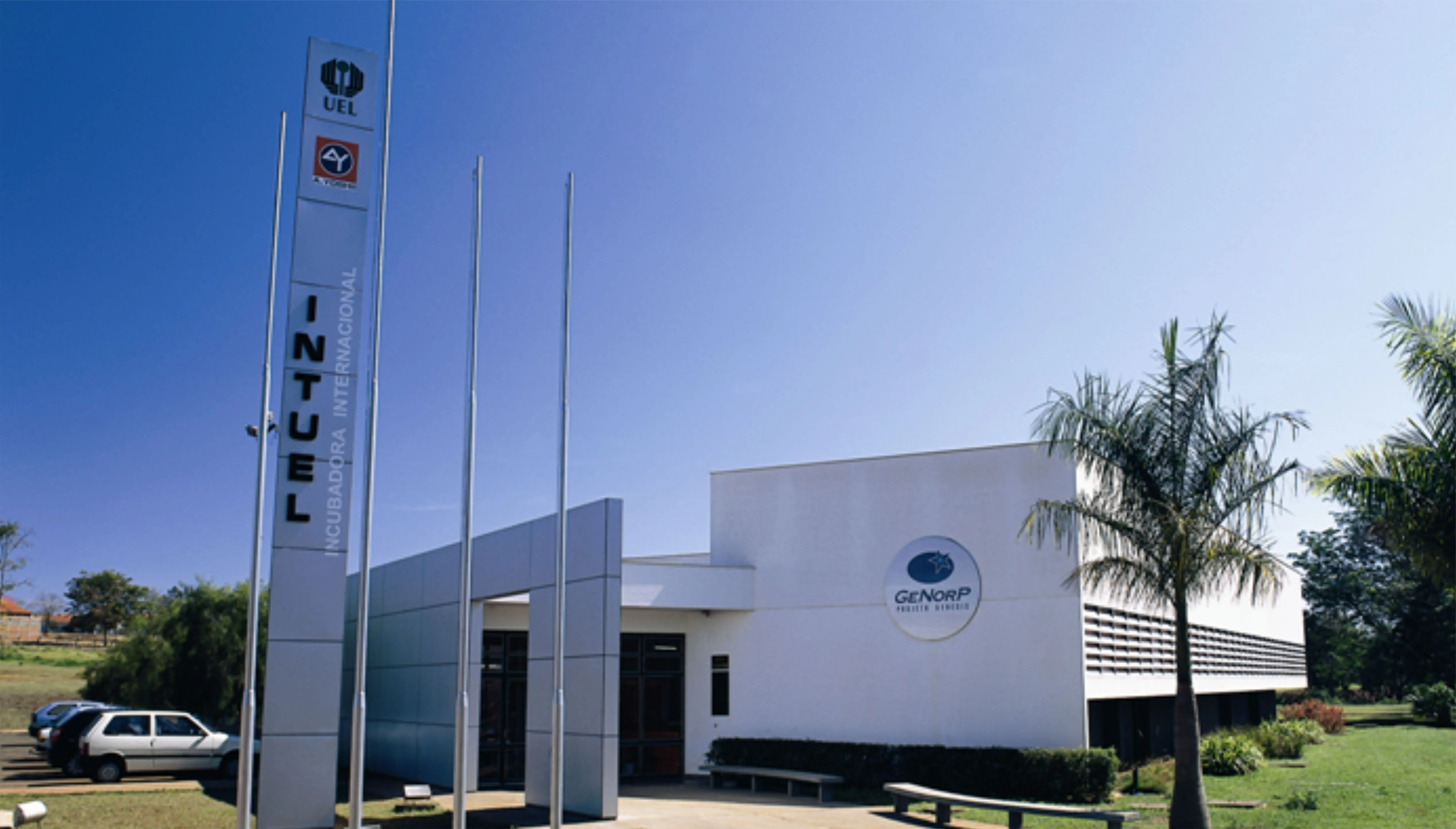 Doação do prédio da INTUEL para a UEL