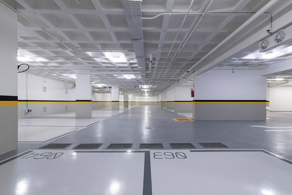 Empreendimentos residenciais ampliam vagas para carros elétricos