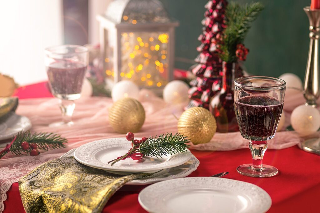 Como montar uma mesa de Natal criativa