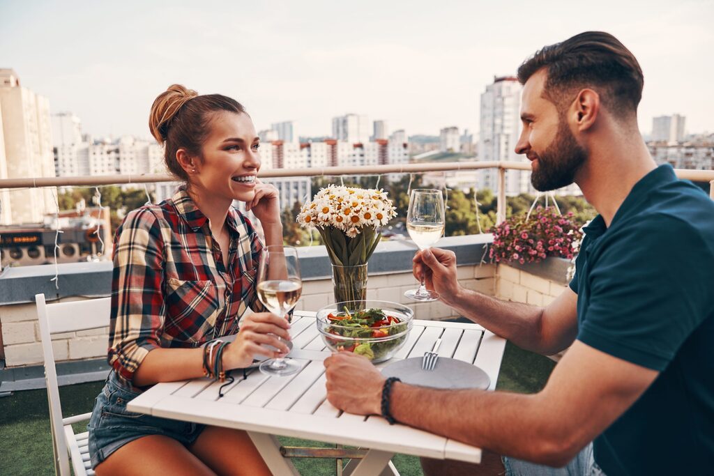 Como aproveitar sua varanda gourmet no Dia dos Namorados
