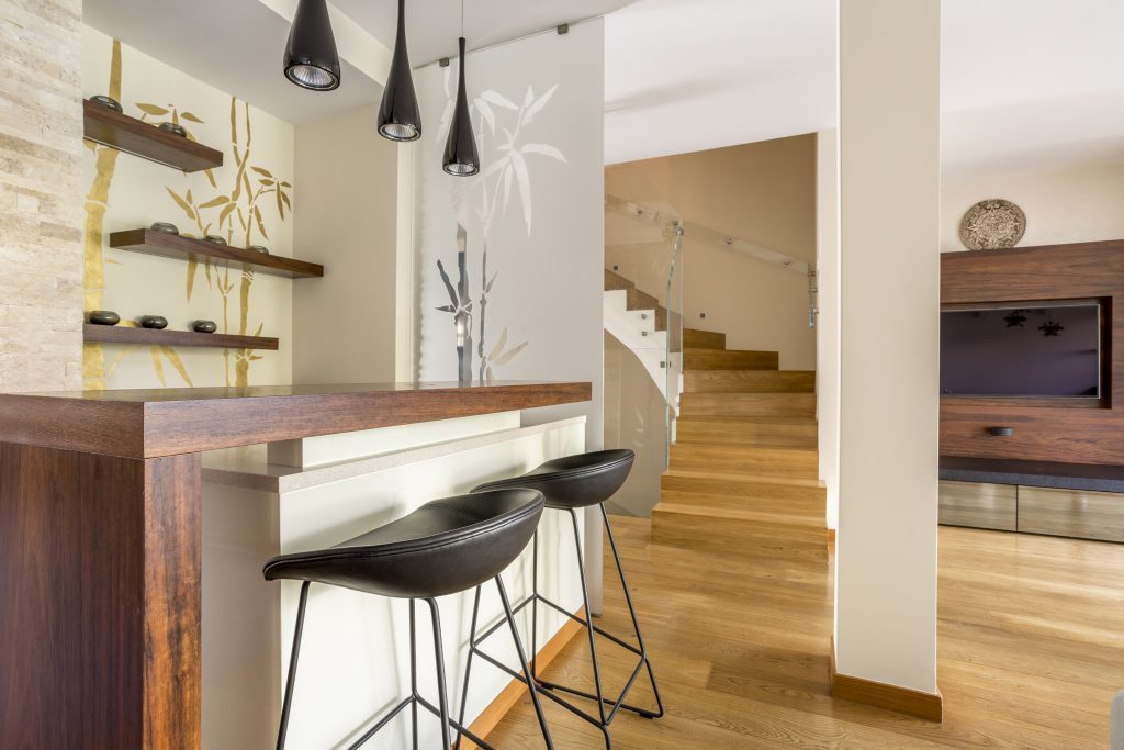 6 ideias inspiradoras para montar um bar em casa
